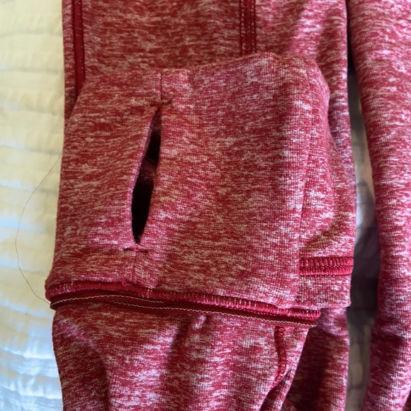 Lululemon Run Briskly half-zip, red, size 8 - Picture 3 of 8